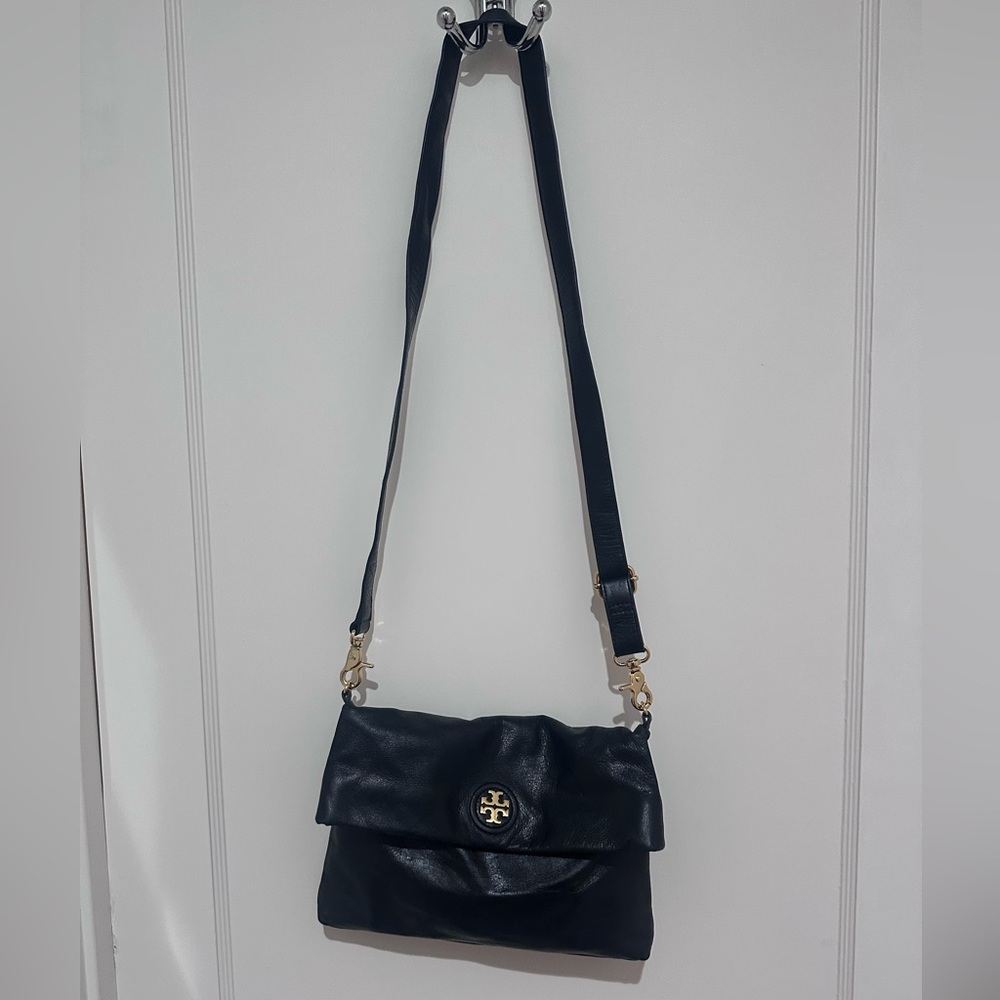 Tory Burch Black Vintage City Foldover Messenger Bag